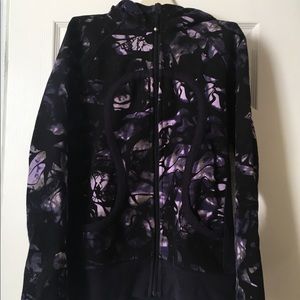 lululemon scuba hoodie.